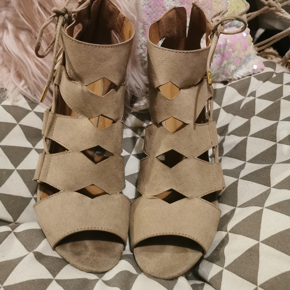 Qupid peeptoe heels